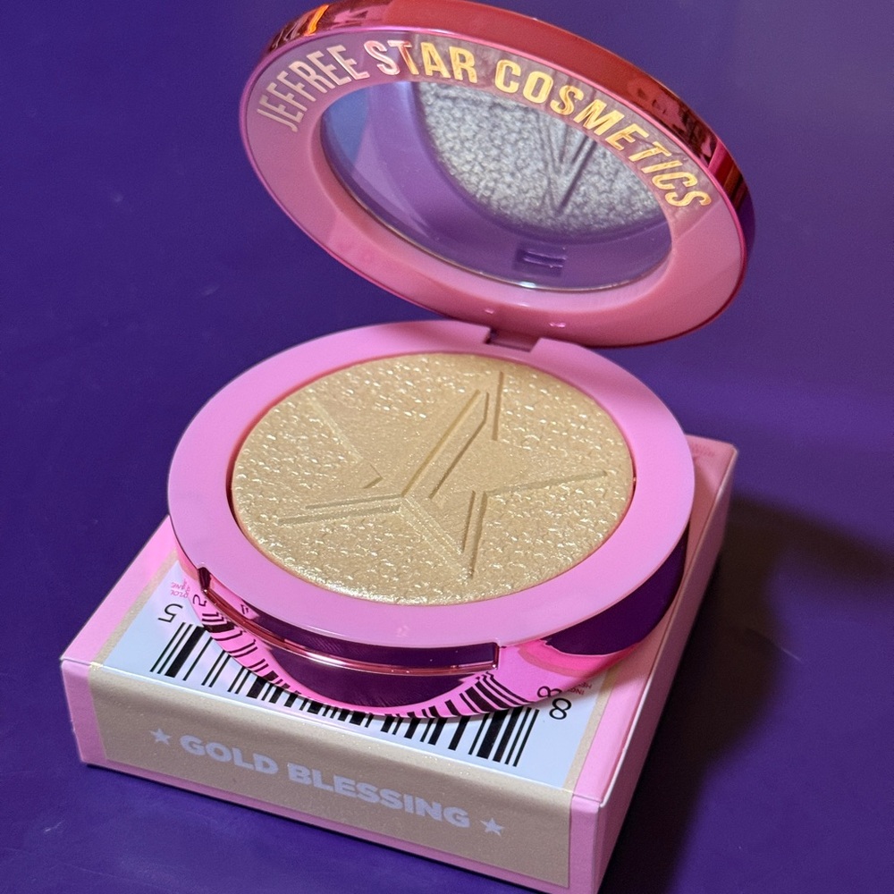 Supreme Frost Highlighting Powder - Gold Blessing